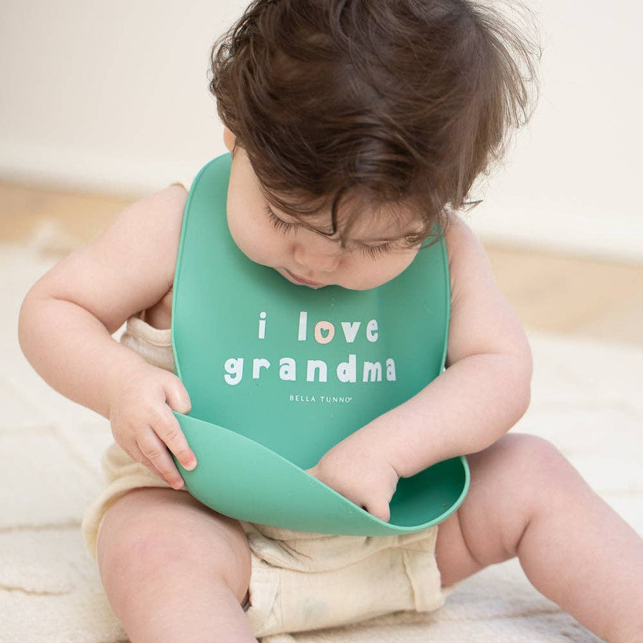 Love Grandma Wonder Bib - Pink and Brown Boutique