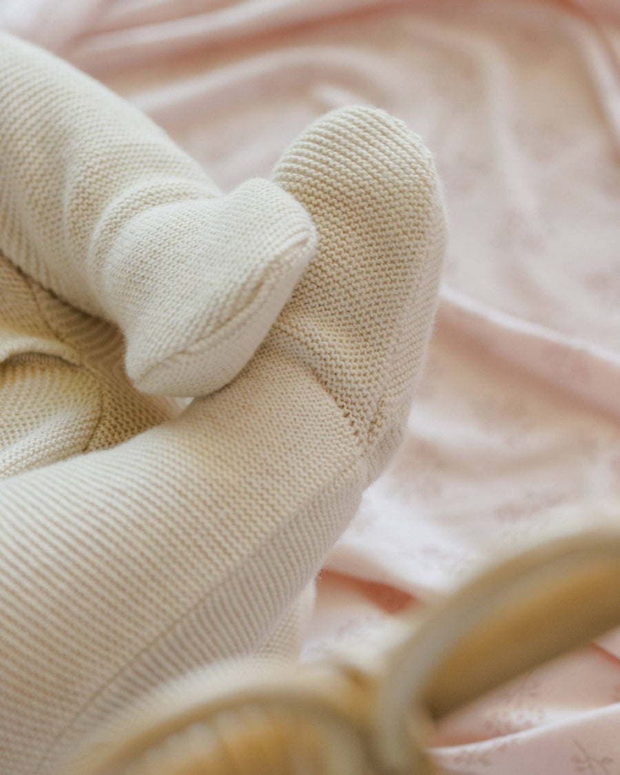 Wrap Knit Footie With Hat Set || Heathered Natural