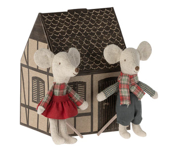 WINTER TWIN MICE - Pink and Brown Boutique