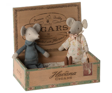 GRANDMA & GRANPA CIGAR BOX - Pink and Brown Boutique