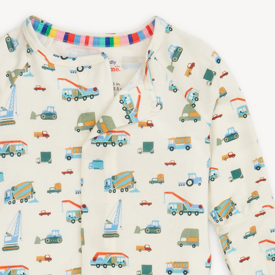 DUMPS LIKE A TRUCK MAGNETIC ROMPER