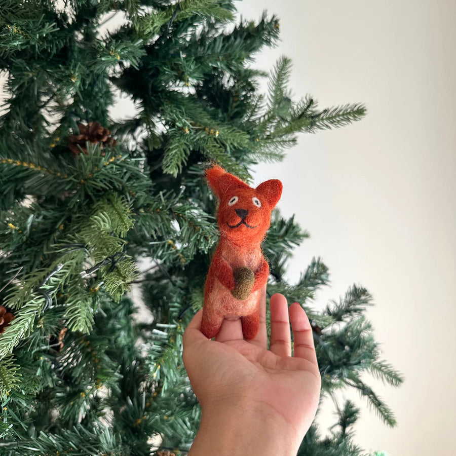 HANDMADE FELTED FINGER PUPPET SQUIRREL