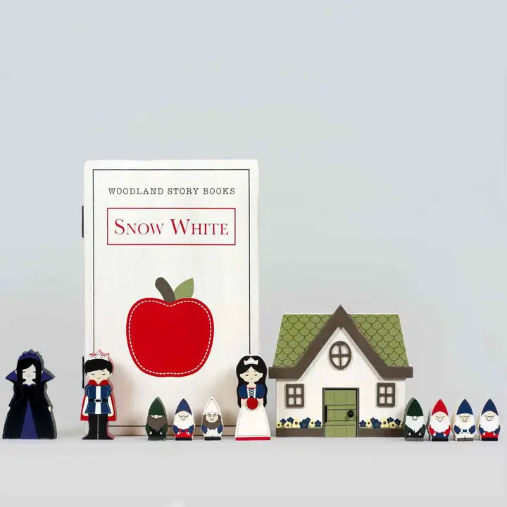 SNOW WHITE WOODEN STORY GIFT SET