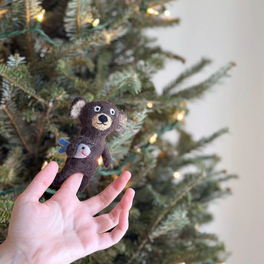 HANDMADE FELTED FINGER PUPPET BEAR