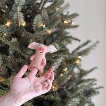 HANDMADE FELTED FINGER PUPPET PIGGY