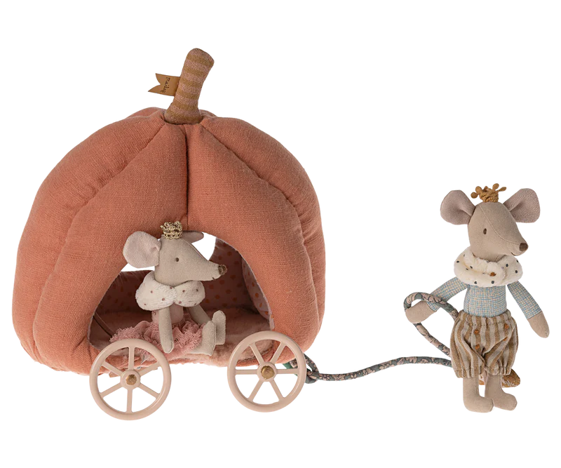 PUMPKIN CARRIAGE