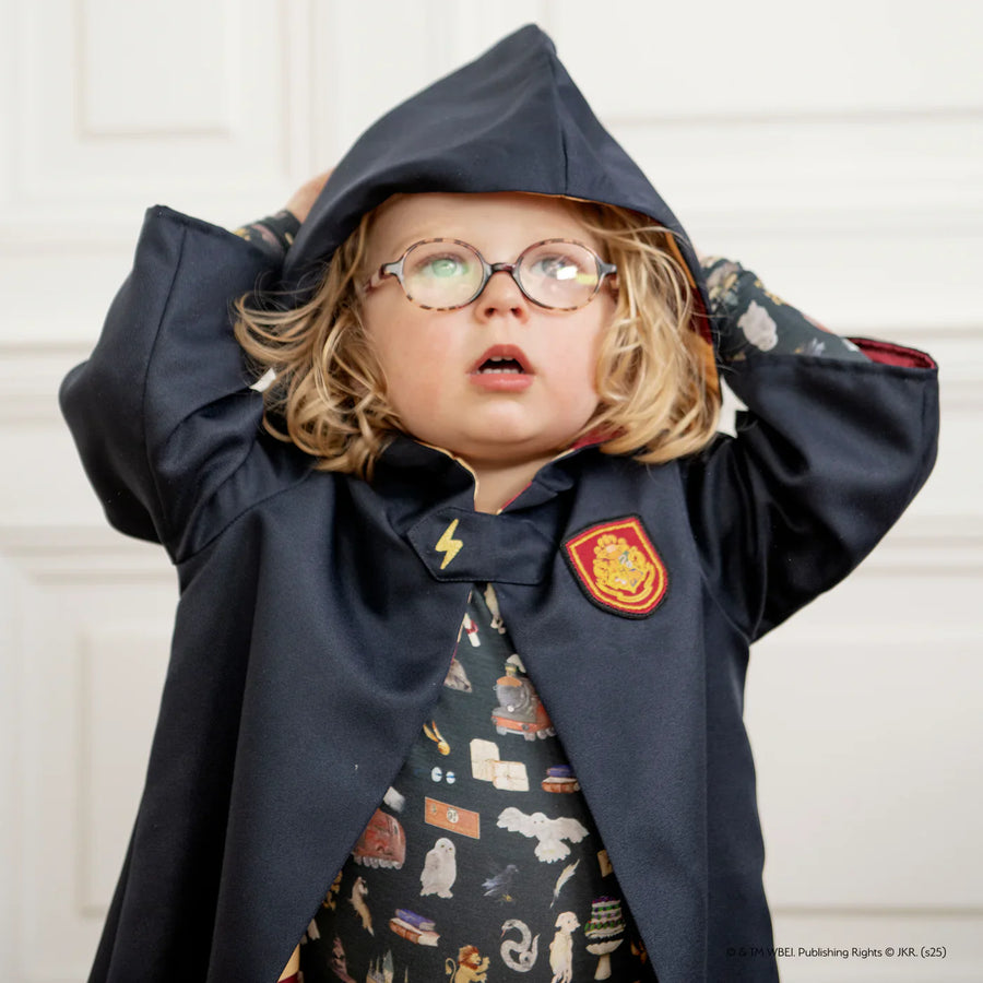 HOUSE INK SATIN MAGNETIC CAPE