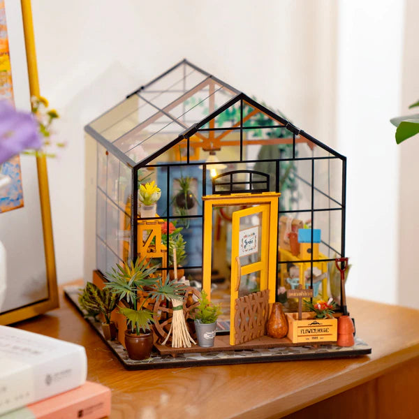 DIY MINIATURE HOUSE FLOWER HOUSE