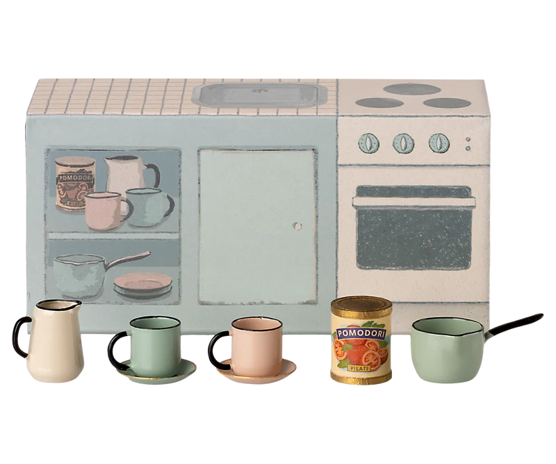 MOUSE KITCHEN COUNTER