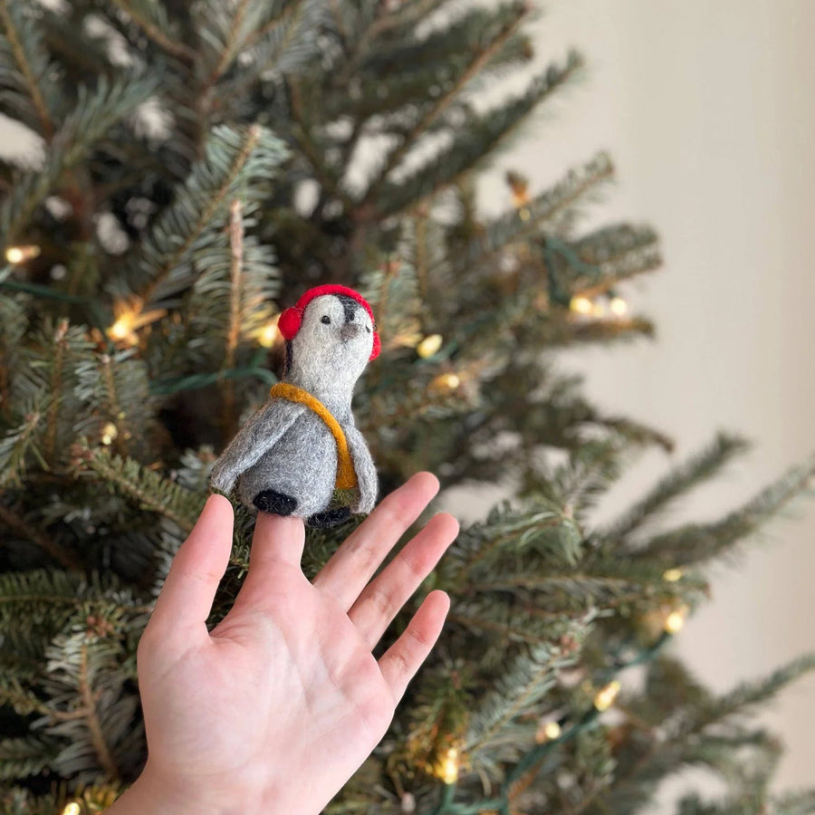 HANDMADE FELTED FINGER PUPPET PENGUIN