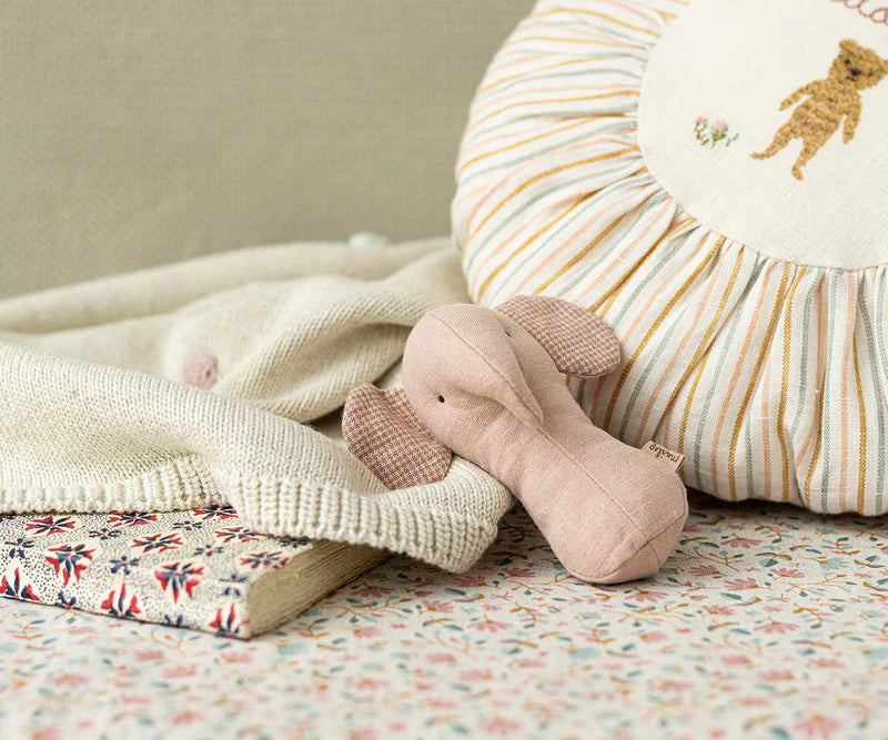 LULLABY ROSE ELEPHANT RATTLE