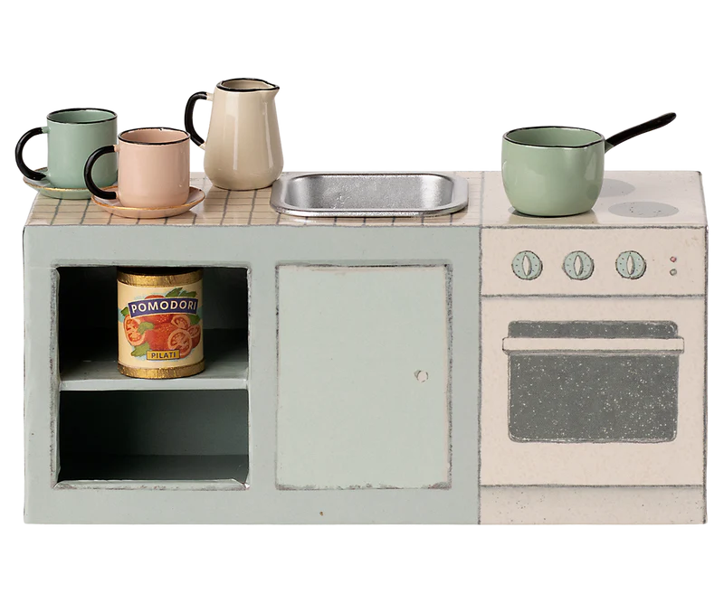 MOUSE KITCHEN COUNTER