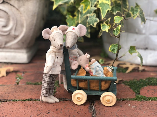 mum, dad, and baby mouse set - Pink and Brown Boutique